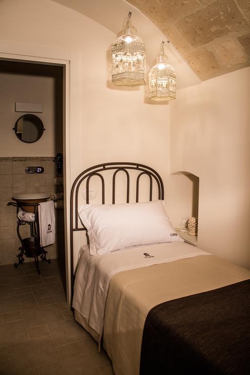 אלטאמורה Il Claustro - Bed And Breakfast חדר תמונה
